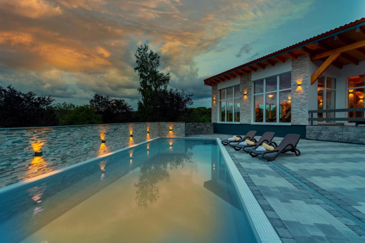 Hotel Rhoen Residence Dipperz Exterior photo